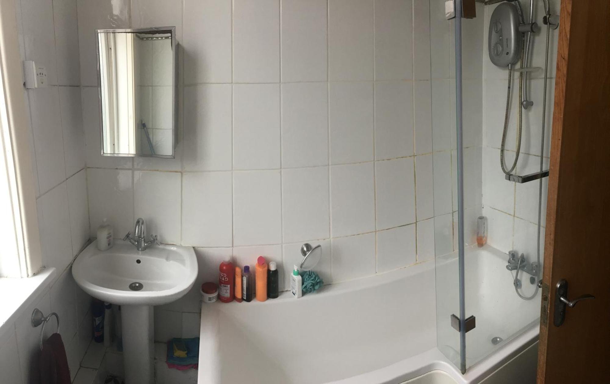 Single Room - Town & University Nearby, 24H Bus, Airport-Linked Manchester Exterior foto