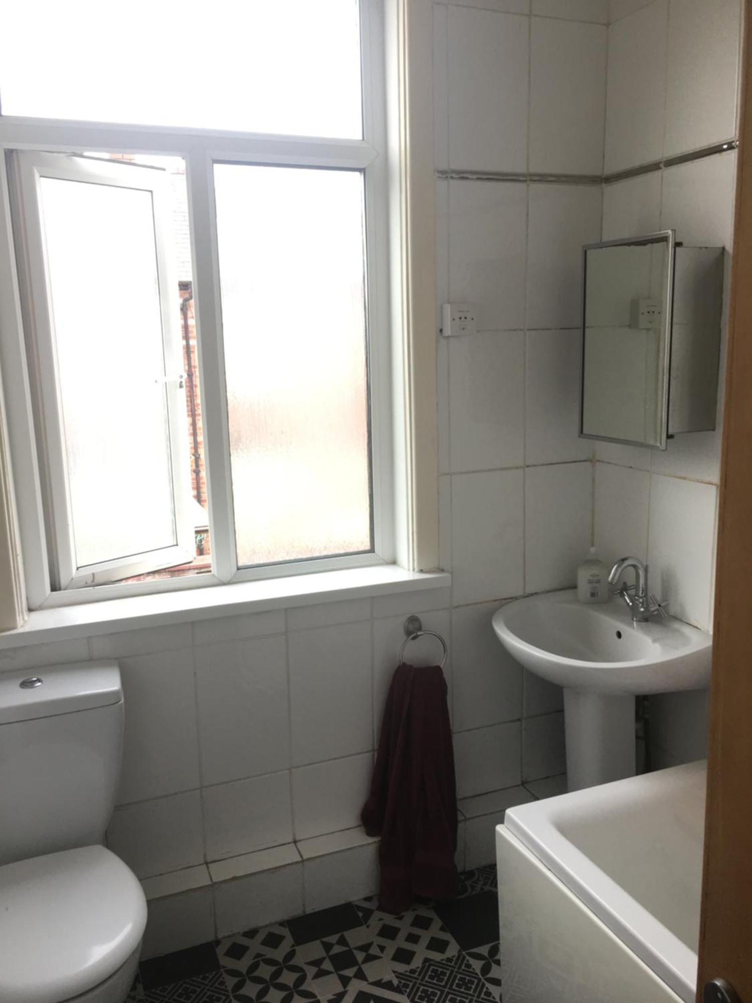 Single Room - Town & University Nearby, 24H Bus, Airport-Linked Manchester Exterior foto
